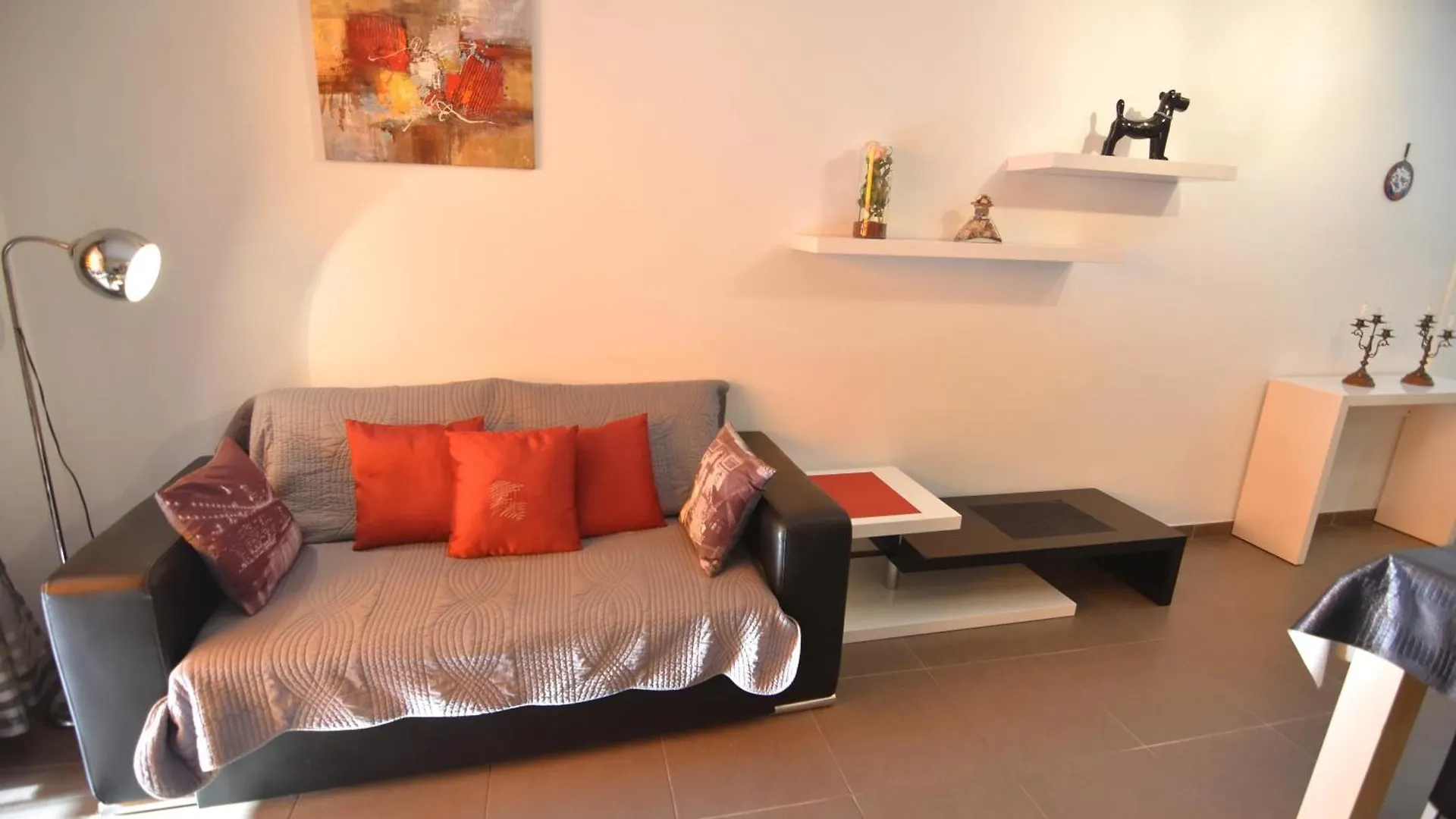 Apartmán Rnet - Gaudi Roses Centre 0*,  Španělsko
